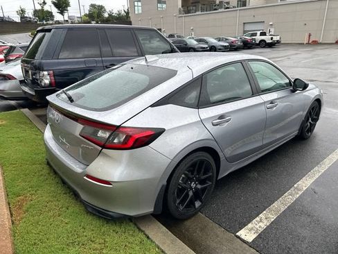 Used 2025 Honda Civic Sport image 3