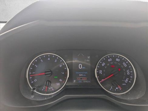 Used 2020 Toyota RAV4 XLE FWD image 11