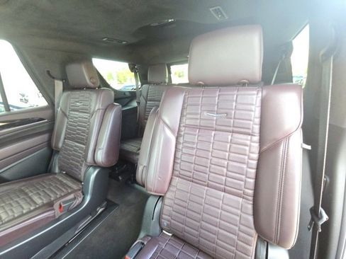 Used 2022 Cadillac Escalade Sport Platinum image 16