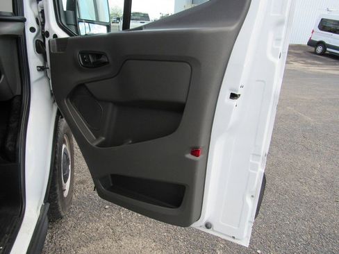 Used 2020 Ford Transit 150 Low Roof RWD image 11