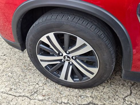 Used 2025 Mitsubishi Outlander Sport SE AWD/4WD image 6