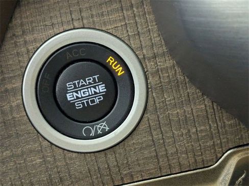 Used 2023 RAM 2500 Limited image 26