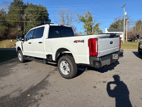 New 2026 Ford F350 XLT image 8