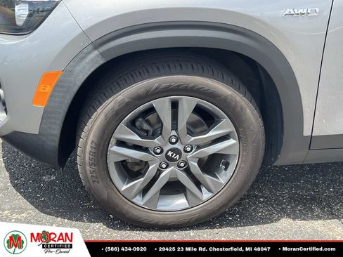 Used 2021 Kia Seltos S AWD/4WD image 9