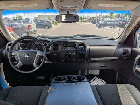 Used 2007 Chevrolet Silverado 2500 LT w/ 1LT Convenience Package AWD/4WD image 26