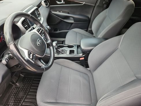 Used 2020 Kia Sorento S AWD/4WD image 9