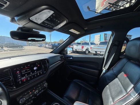 Used 2024 Dodge Durango GT image 25