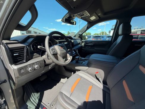 New 2026 GMC Sierra 1500 AT4 w/ AT4 Preferred Package AWD/4WD image 10