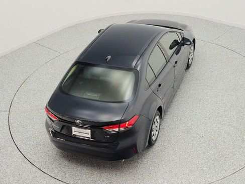 Used 2023 Toyota Corolla LE w/ Carpet Mat Package (TMS) FWD image 27