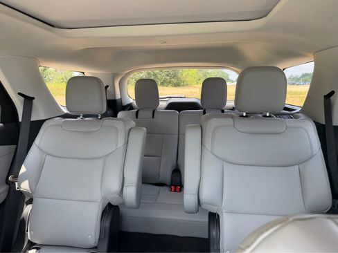 New 2026 Ford Explorer Active w/ Active Comfort Package AWD/4WD image 18