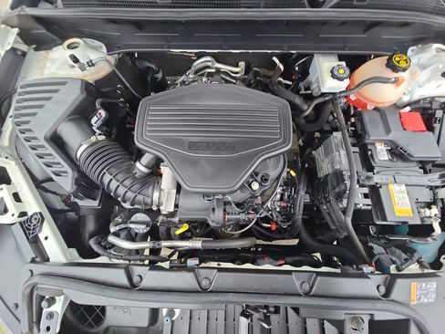 Used 2021 GMC Acadia Denali w/ Denali Technology Package image 38