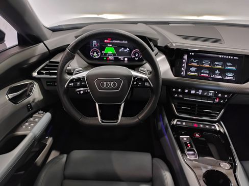 Used 2022 Audi e-tron GT Prestige w/ Prestige Package image 36