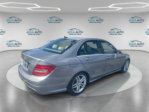 Used 2014 Mercedes-Benz C 250 Sedan image 5