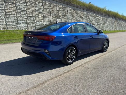 Used 2022 Kia Forte LXS FWD image 5