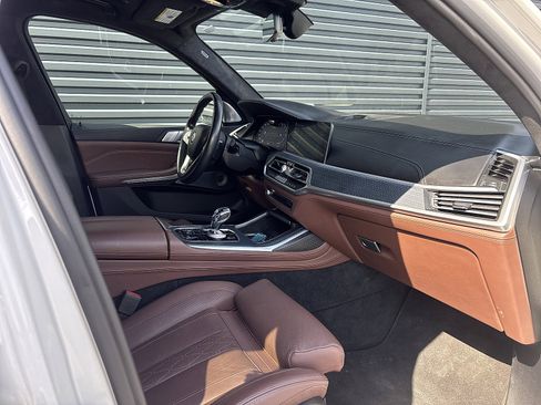 Used 2022 BMW ALPINA XB7 AWD/4WD image 13