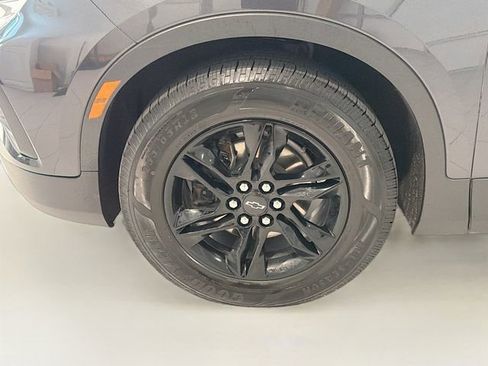 Used 2021 Chevrolet Blazer LT w/ Midnight/Sport Edition AWD/4WD image 26