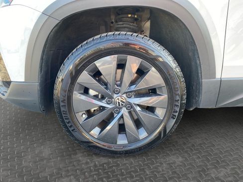 Used 2024 Volkswagen Taos S FWD image 30