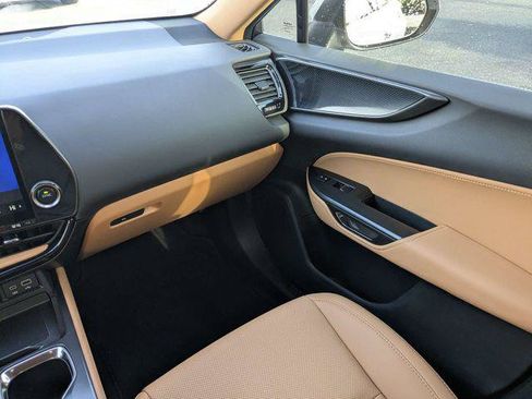 Certified 2025 Lexus NX 250 FWD w/ Accessory Package (K3) image 15