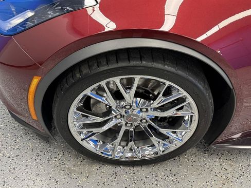 Used 2016 Chevrolet Corvette Z06 w/ 3LZ Preferred Equipment Group RWD image 26