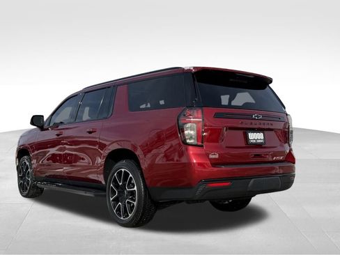 Used 2024 Chevrolet Suburban RST w/ Luxury Package image 5