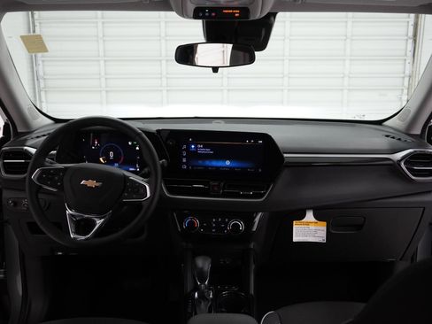 Used 2026 Chevrolet TrailBlazer LT w/ LT Cold Weather Package image 35