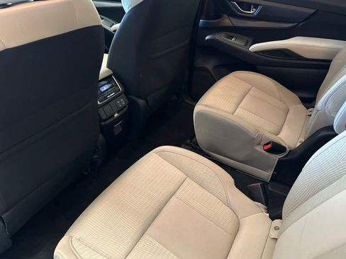 Used 2023 Subaru Ascent Premium w/ Convenience Package image 12