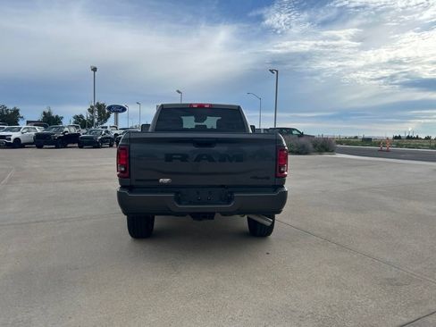 Used 2025 RAM 2500 Big Horn AWD/4WD image 4