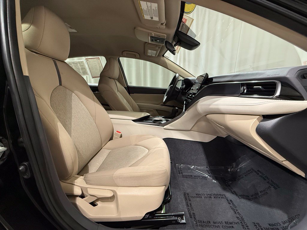 Certified 2023 Toyota Camry LE FWD image 19
