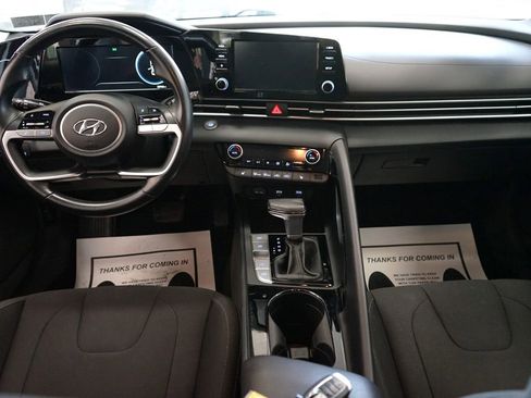Used 2021 Hyundai Elantra SEL w/ Convenience Package FWD image 34
