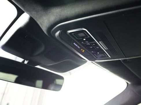 Used 2025 Lincoln Navigator Black Label AWD/4WD image 37