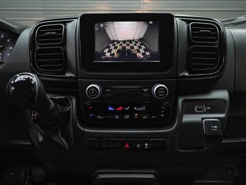 Used 2023 RAM ProMaster 2500 FWD image 24