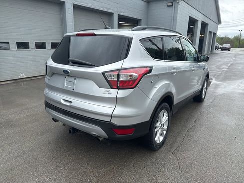 Used 2018 Ford Escape SE AWD/4WD image 3