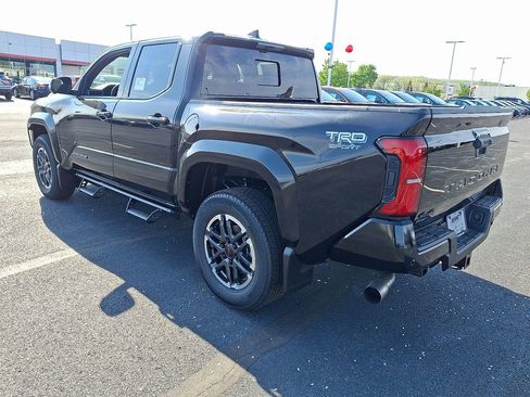 New 2026 Toyota Tacoma TRD Sport AWD/4WD image 5