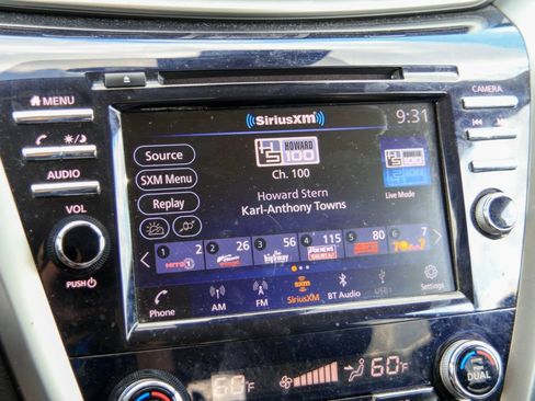 Used 2024 Nissan Murano SV FWD image 3