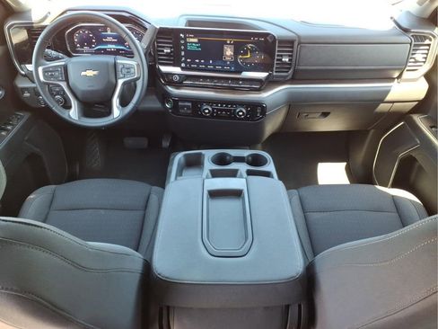 Used 2023 Chevrolet Silverado 1500 LT image 20