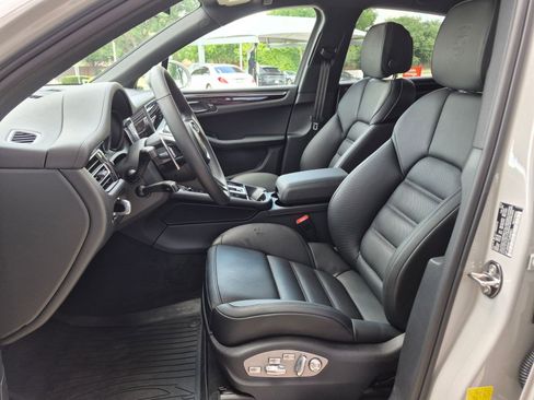New 2026 Porsche Macan S AWD/4WD image 5