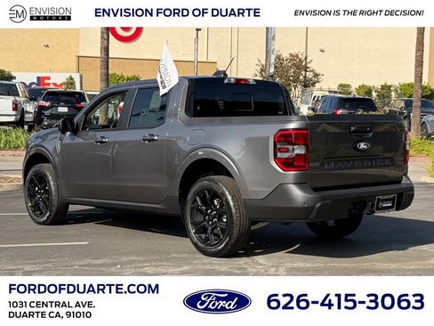 New 2025 Ford Maverick Lariat w/ Black Appearance Package image 6