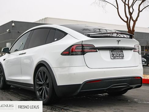 Used 2022 Tesla Model X image 4