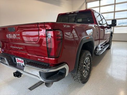 Used 2024 GMC Sierra 3500 SLT w/ SLT Premium Package AWD/4WD image 9