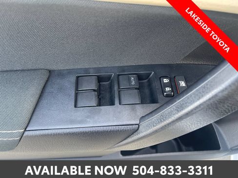 Used 2017 Toyota Corolla LE FWD image 23