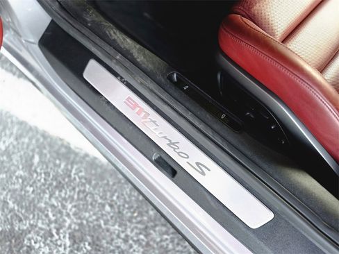 Used 2021 Porsche 911 Turbo S image 12