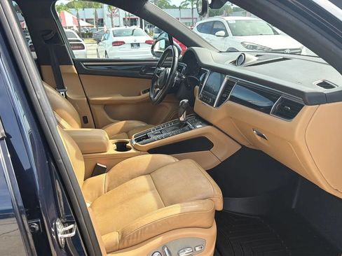 Used 2017 Porsche Macan S AWD/4WD image 21