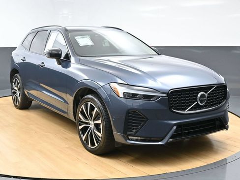 Used 2024 Volvo XC60 B5 Plus w/ Protection Package Premier AWD/4WD image 5