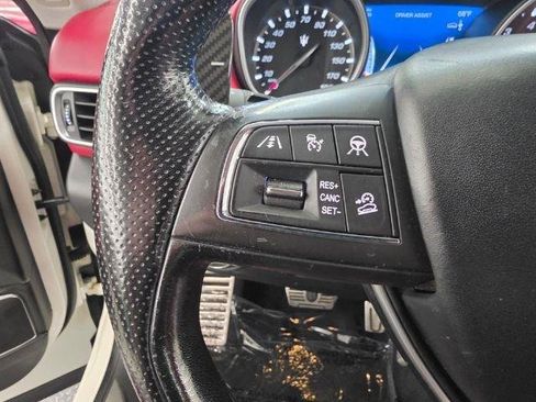 Used 2019 Maserati Levante S GranSport AWD/4WD image 18