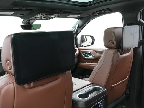 Used 2021 Chevrolet Tahoe High Country AWD/4WD image 22