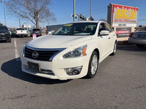 Used 2013 Nissan Altima 2.5 SL w/ 2.5 Moonroof Pkg image 1