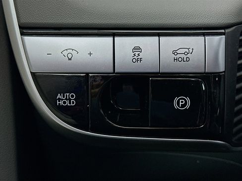 Used 2024 Hyundai Ioniq 5 SEL image 17