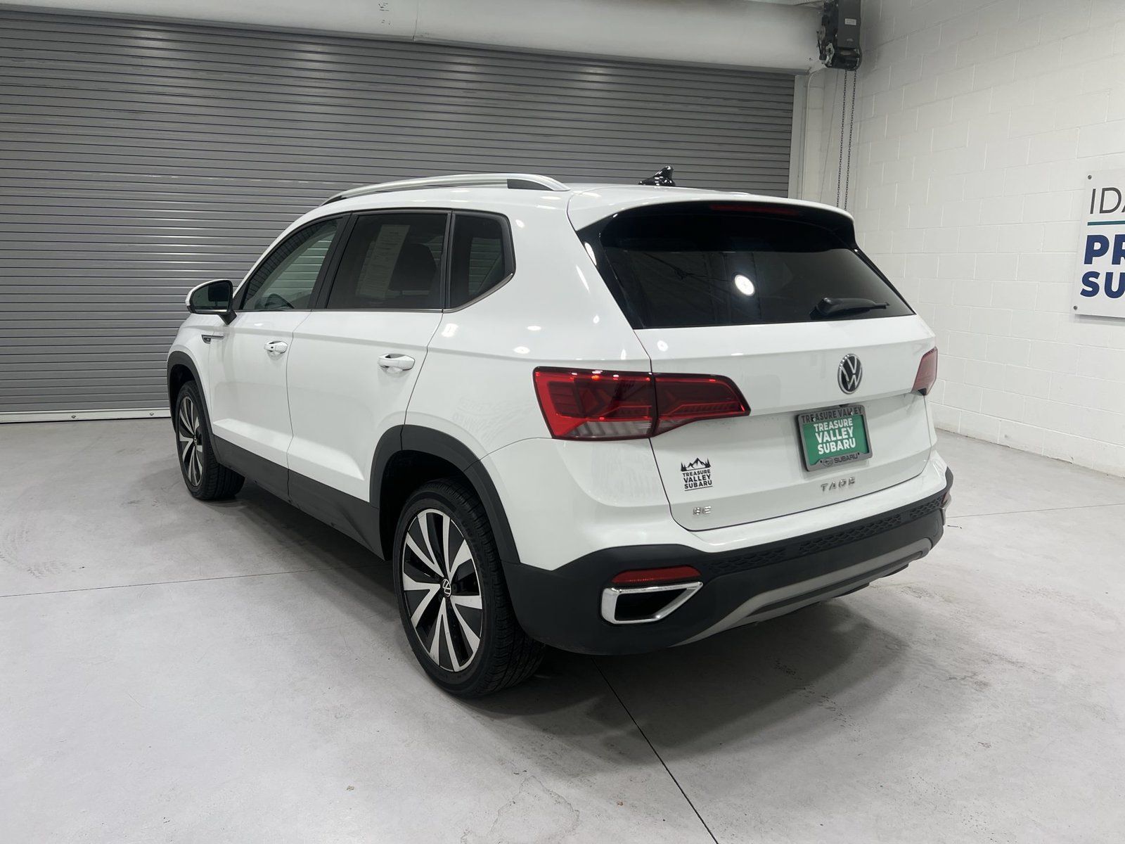 Used 2024 Volkswagen Taos SE FWD image 6