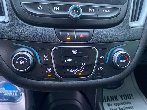 Used 2020 Chevrolet Malibu RS image 17