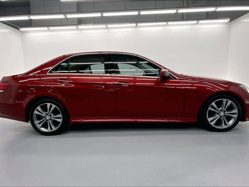 Certified 2016 Mercedes-Benz E 350 Sedan image 5